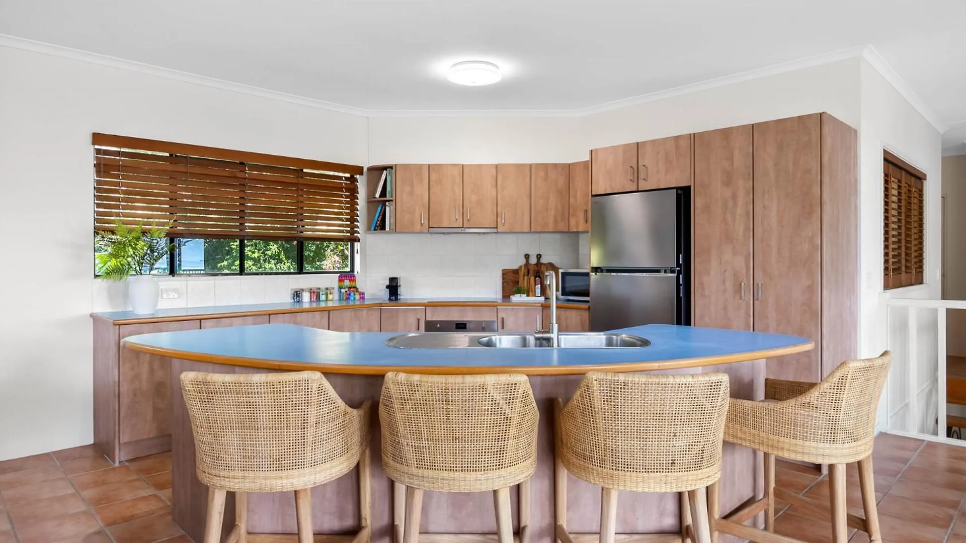 Chic 4-Bed, Surrounded By Nature With Ocean Views Coolum Beach 0*,